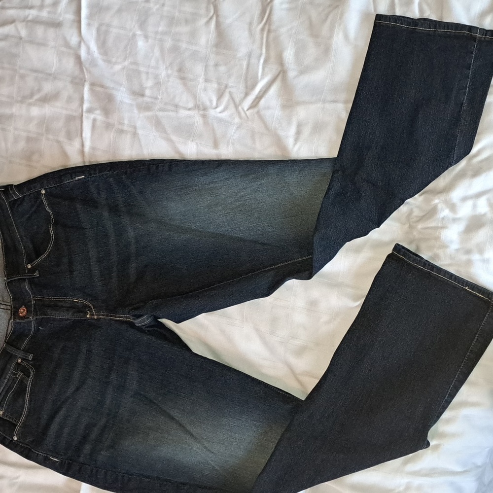 Signature by Levi Strauss &Co blue jeans size W32 L30  Curvy Straight